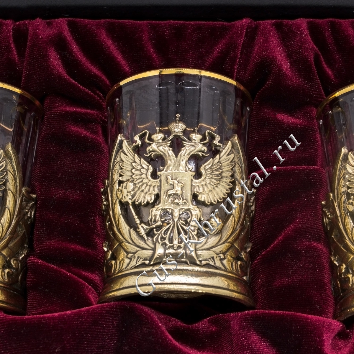 Набор Стопок Хрустальный "Герб России" в подарочном футляре 3 шт