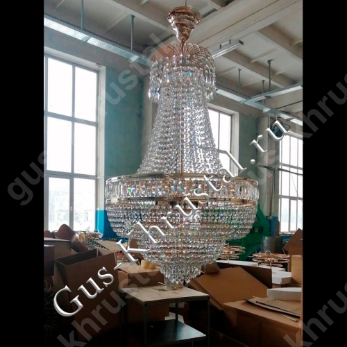 Люстра Аделина с подвесом - фото в интерьере