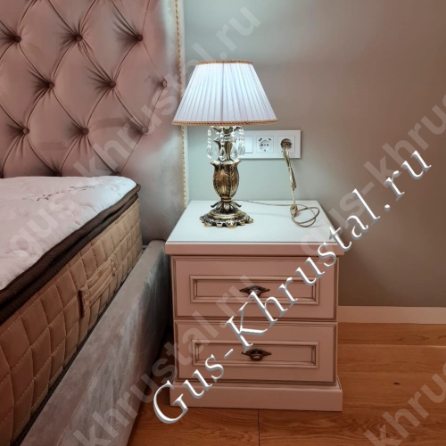 Настольная лампа Бронзовая 1 лампа - фото в интерьере